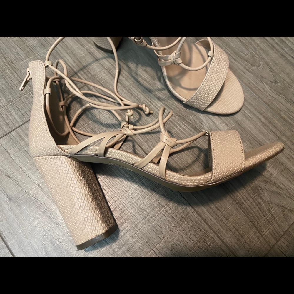 3 inch Maddy Strap heels ❤️❤️